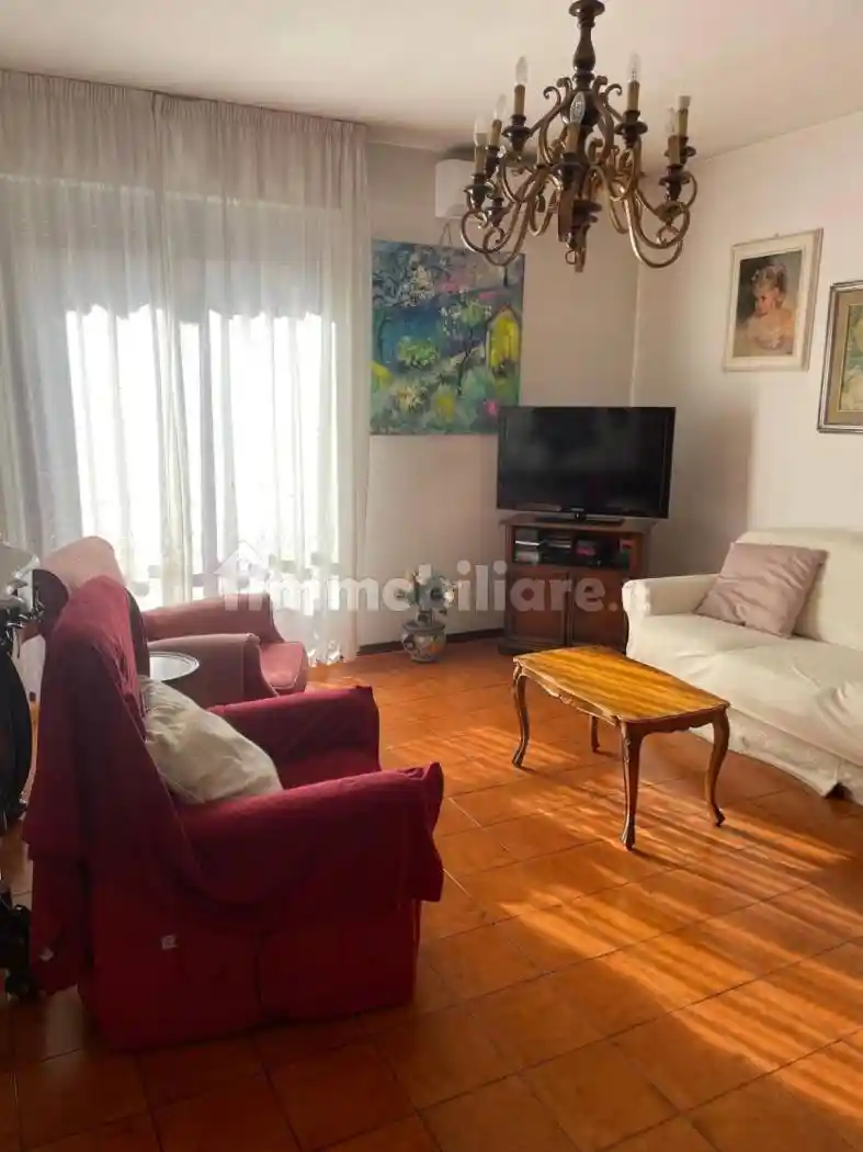 Appartamento in vendita a Carrara