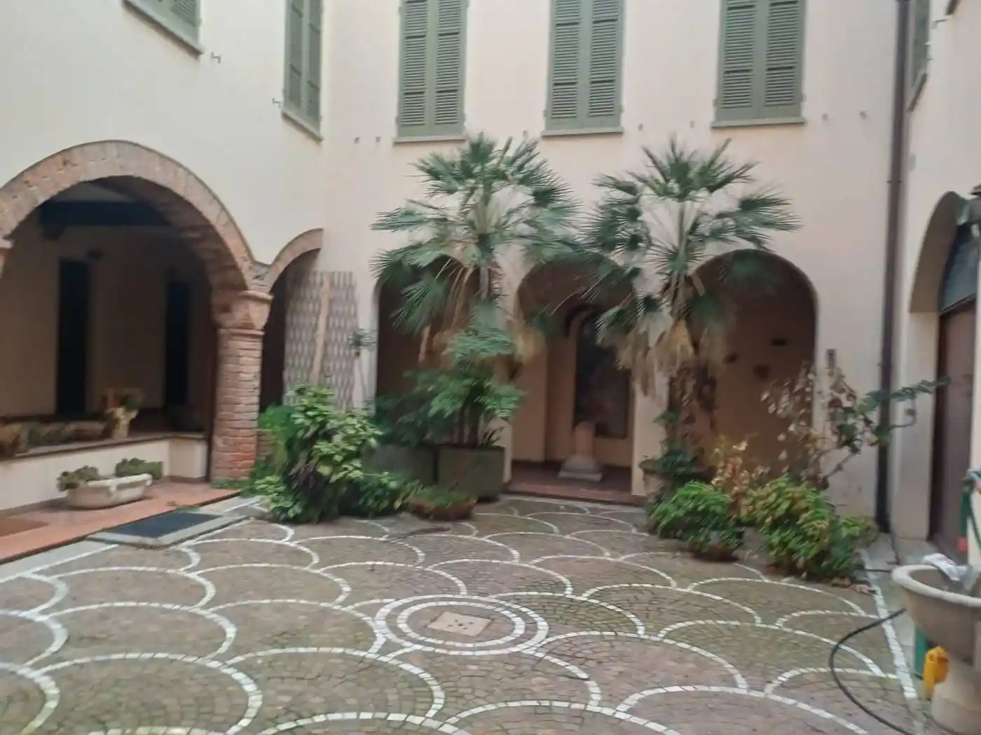 Palazzo - Edificio in vendita a Cremona