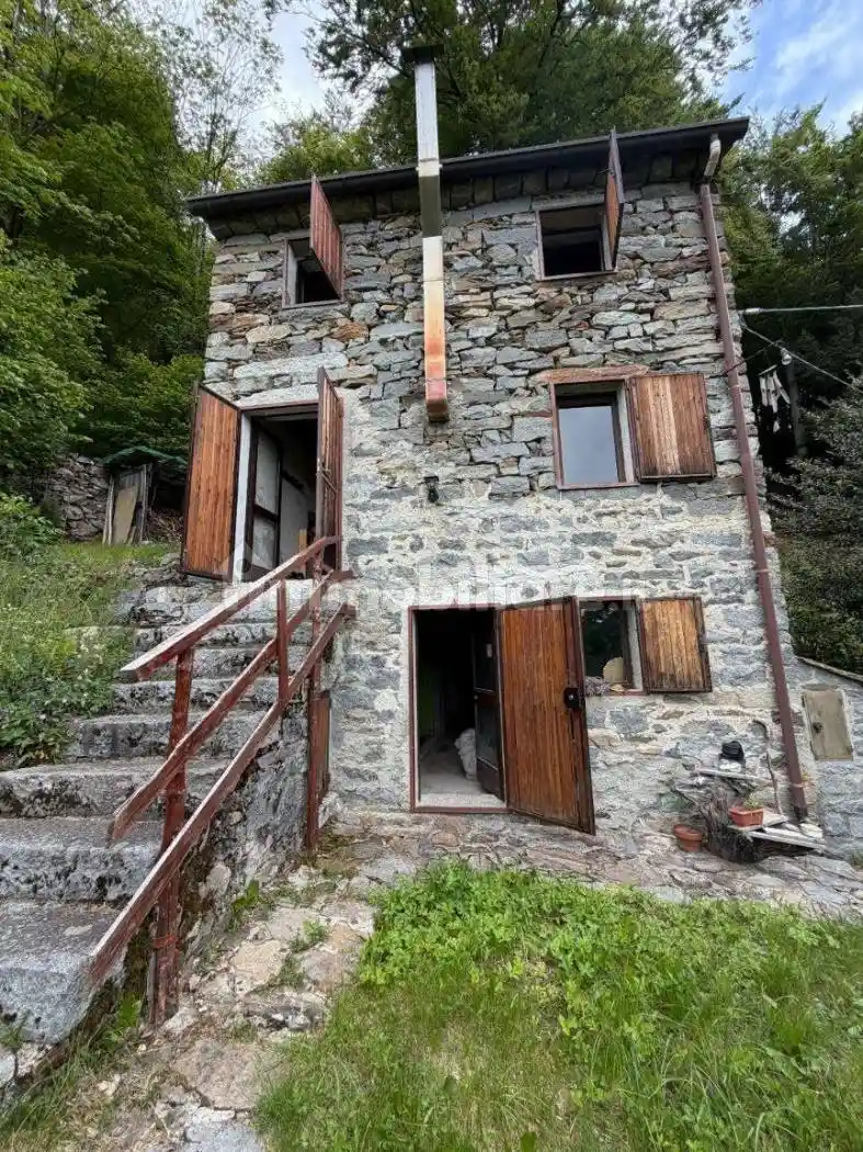 Rustico - Casale in vendita a Rosazza
