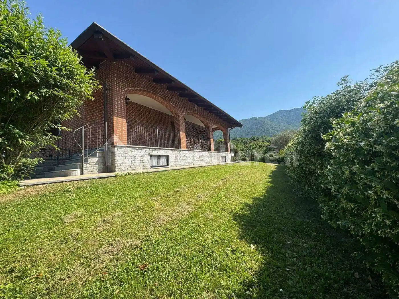 Villa in vendita a Val della Torre
