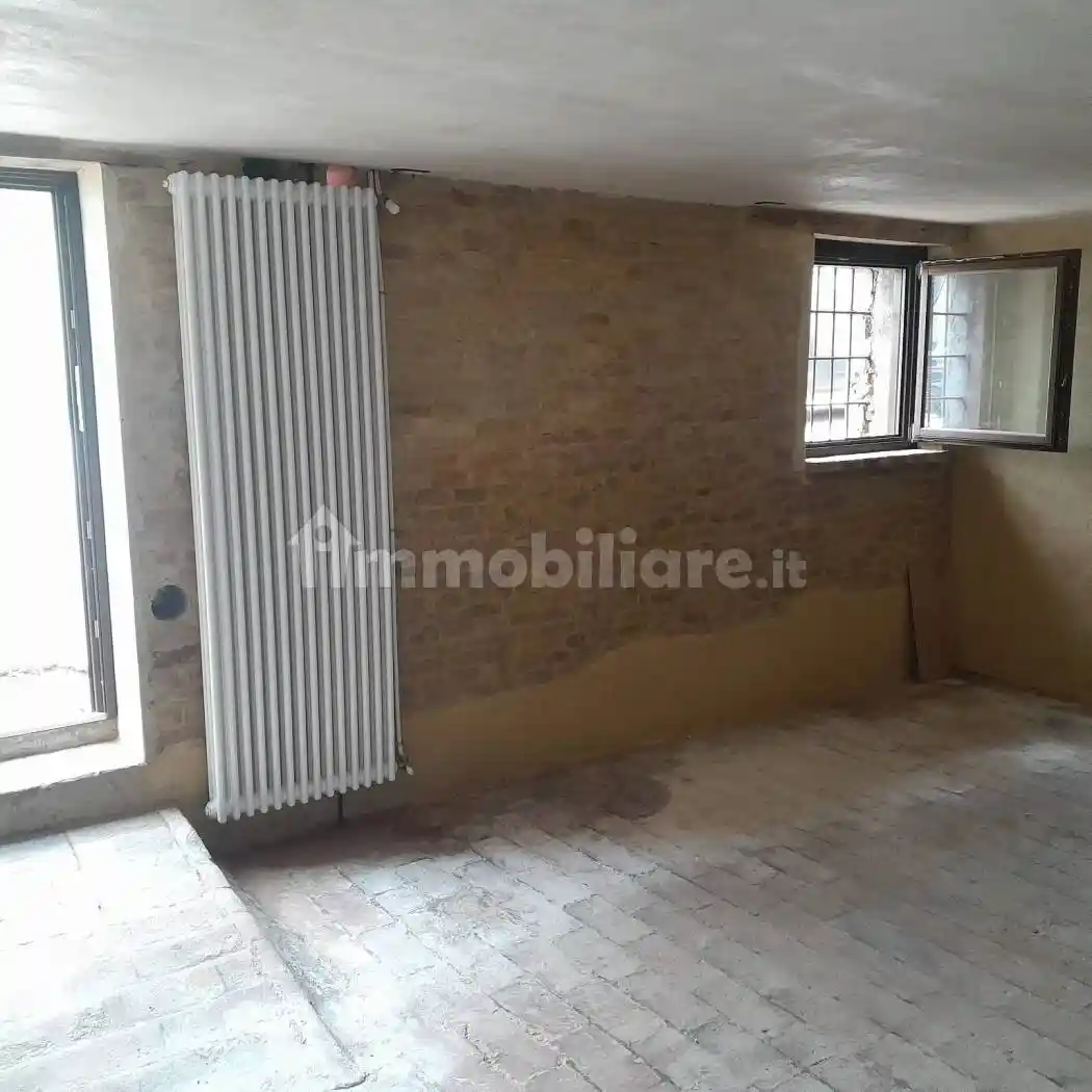 Casa indipendente in vendita a San Costanzo