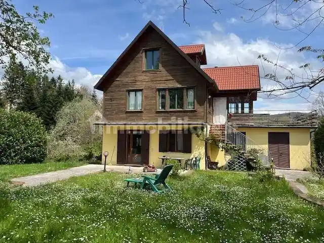 Rustico - Casale in vendita a Marliana