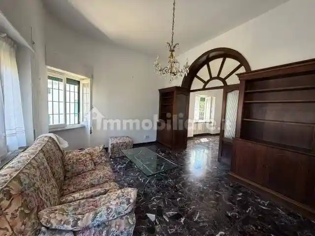 Villa in vendita a Pescia