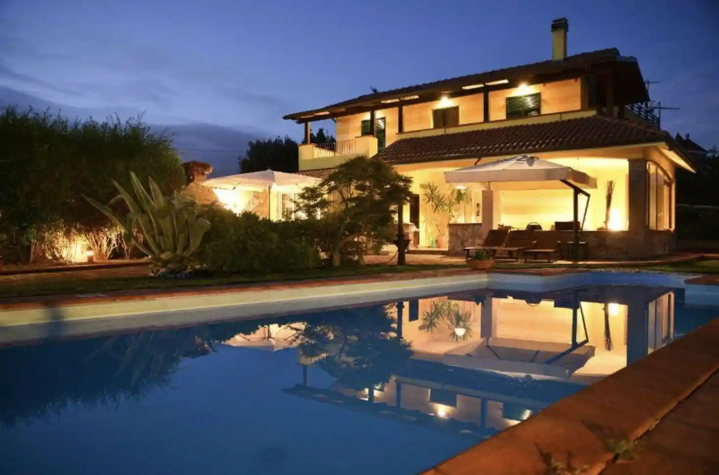 Villa in vendita a Vezzano Ligure