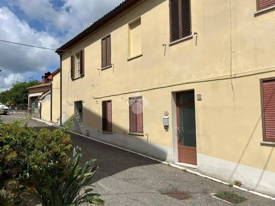 Appartamento in vendita a Allerona