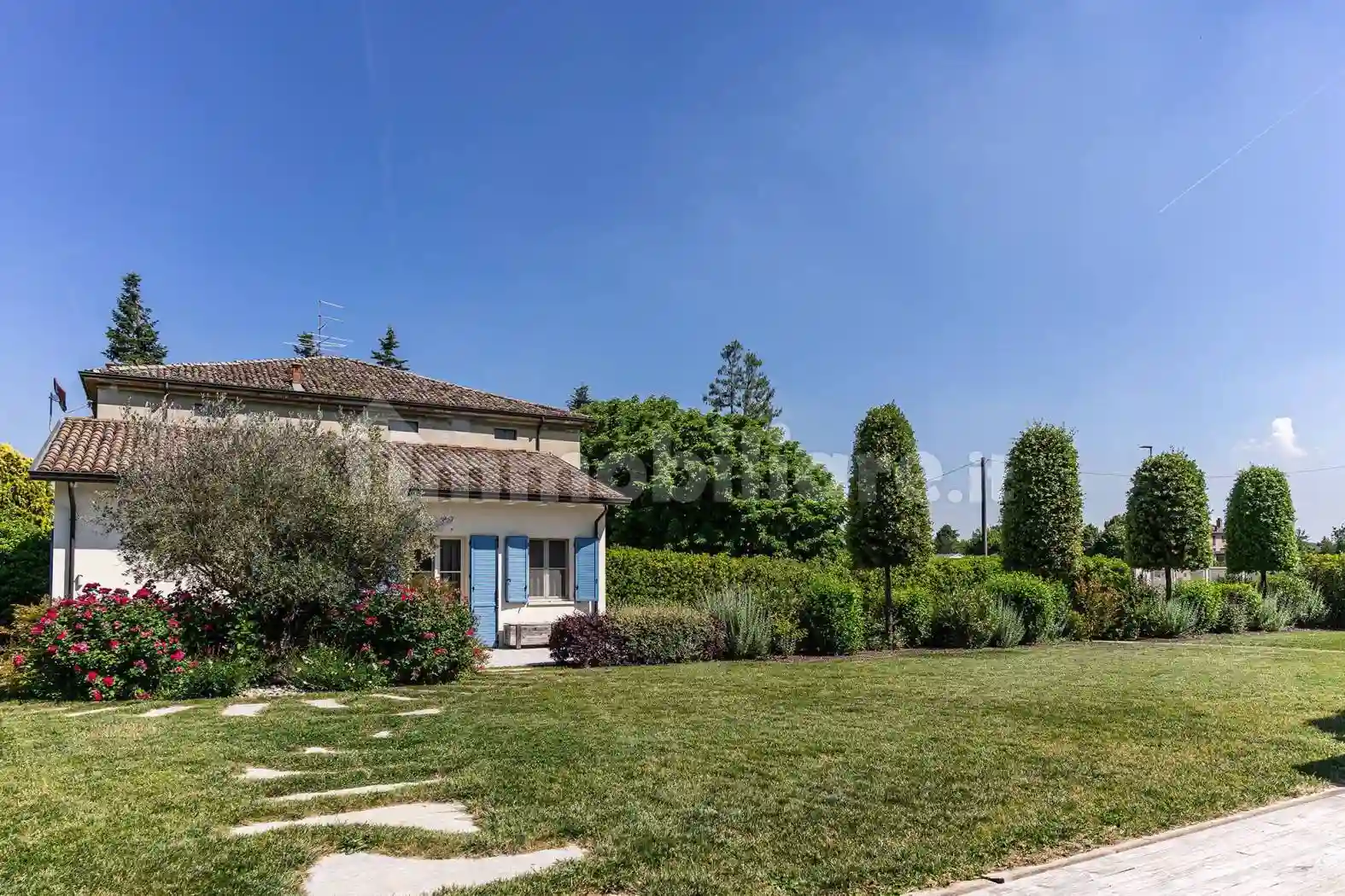 Villa - foto 2