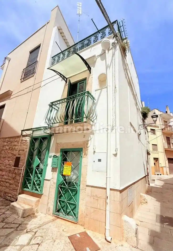 Casa indipendente in vendita a Cassano delle Murge