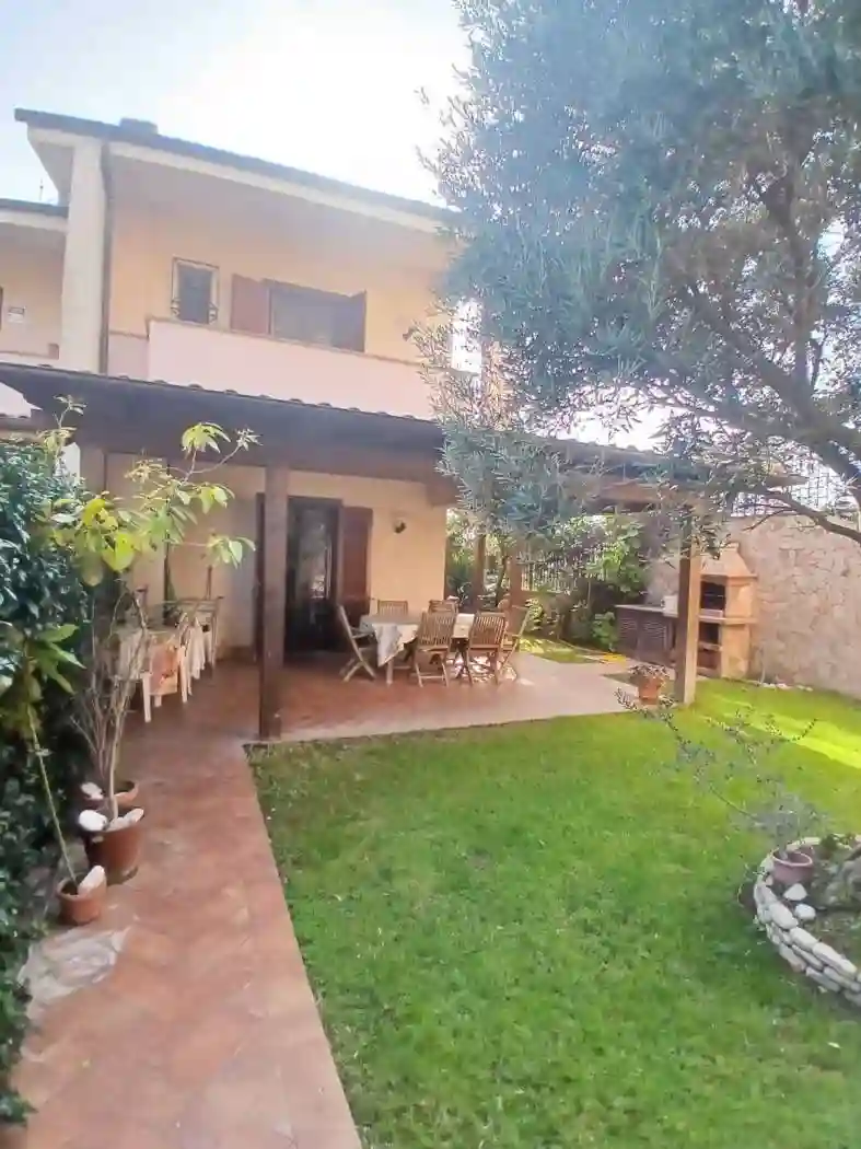 Villetta a schiera - foto 2