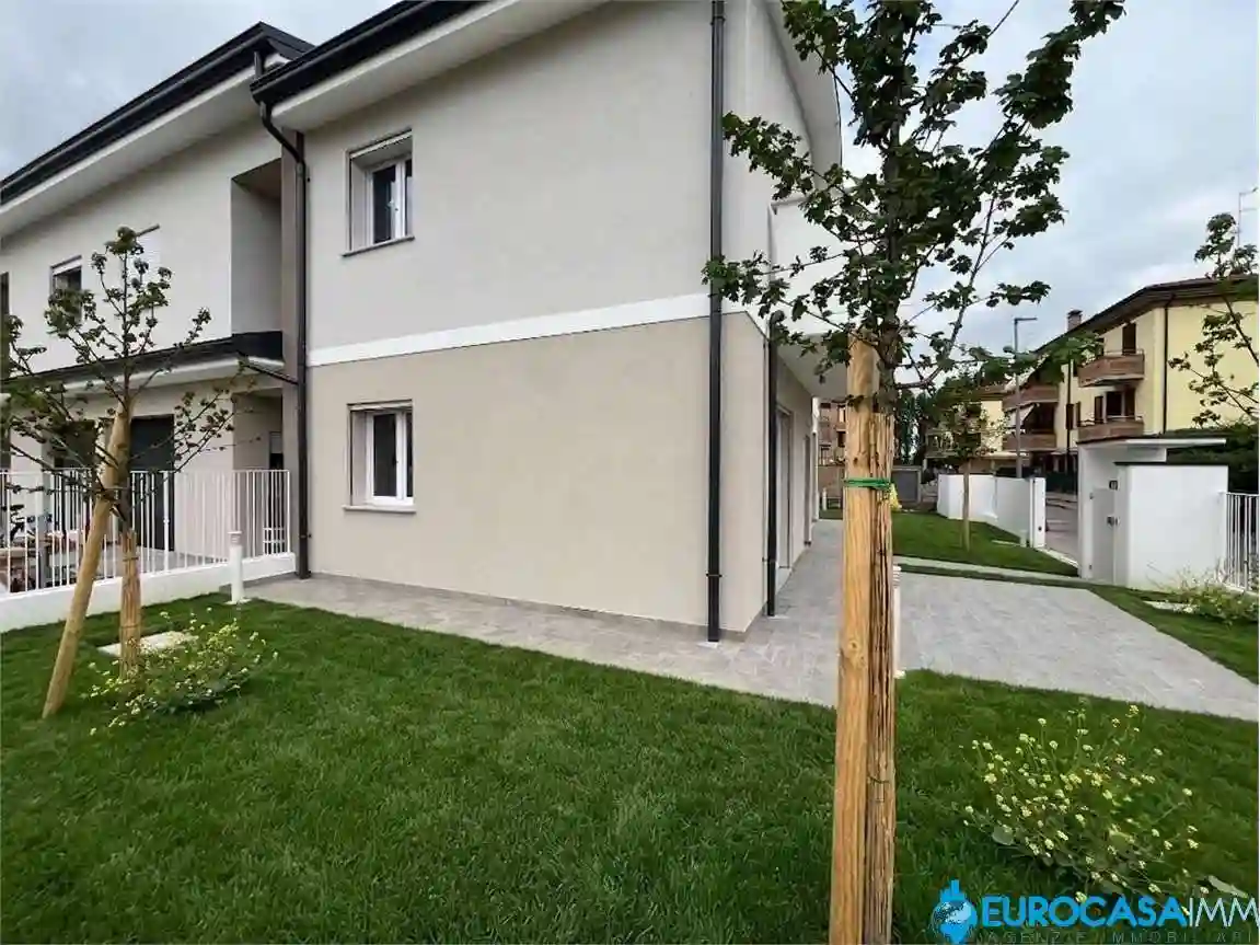 Villetta a schiera - foto 2
