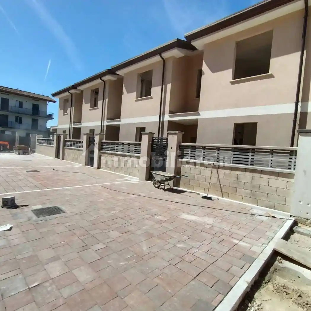 Villetta a schiera in vendita a Frosinone