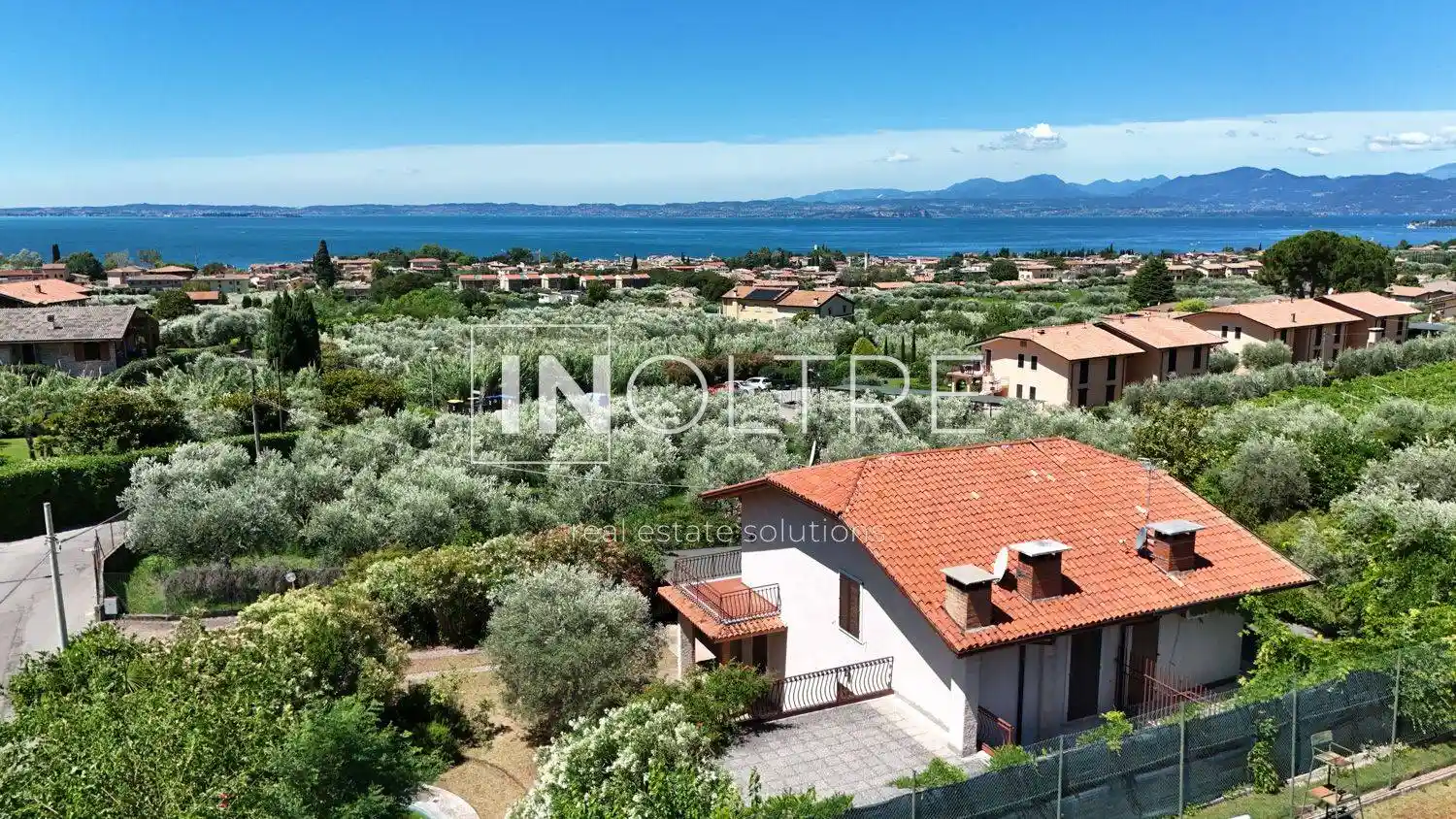 Villa in vendita a Bardolino