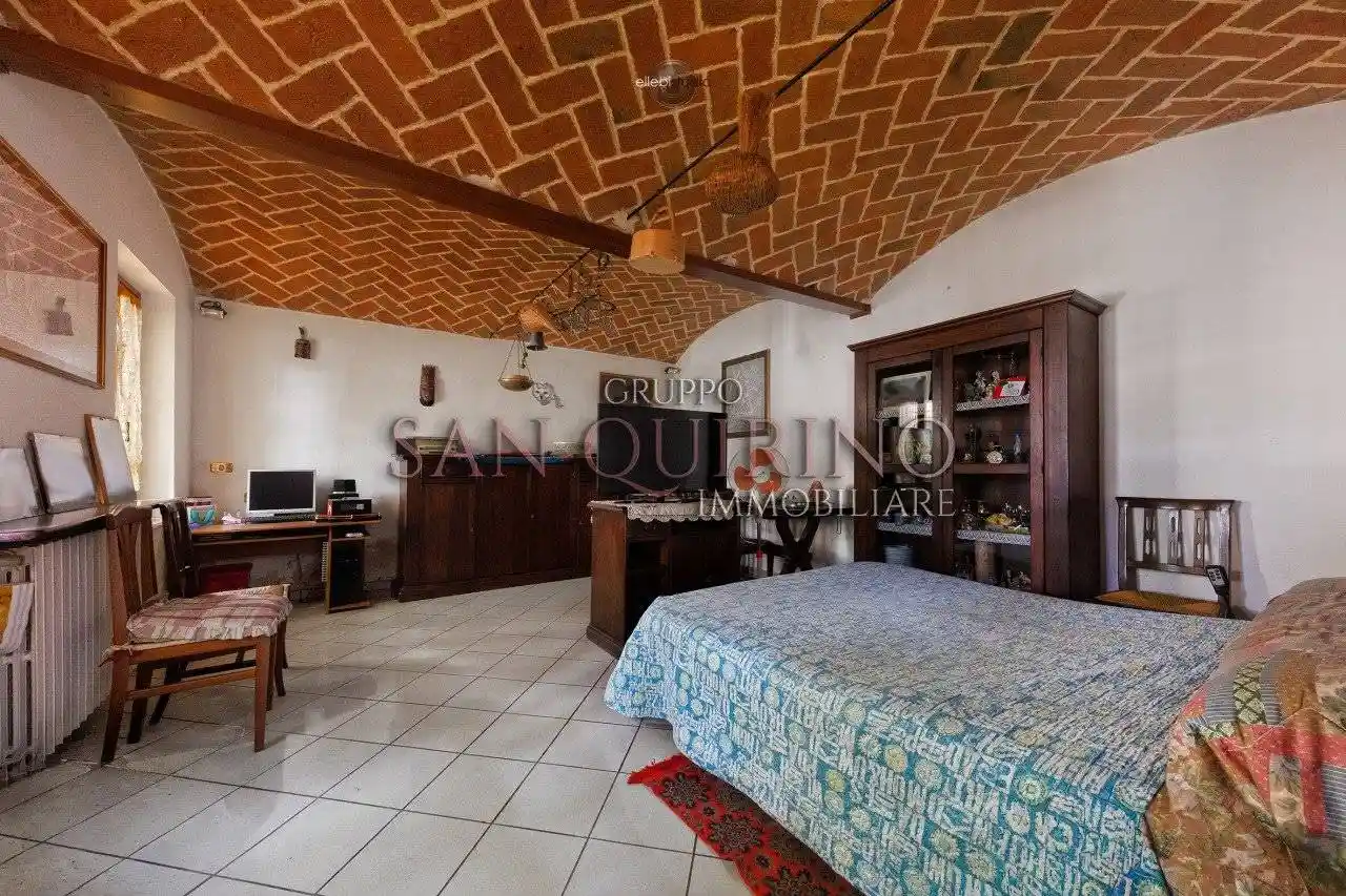 Casa indipendente in vendita a Rolo