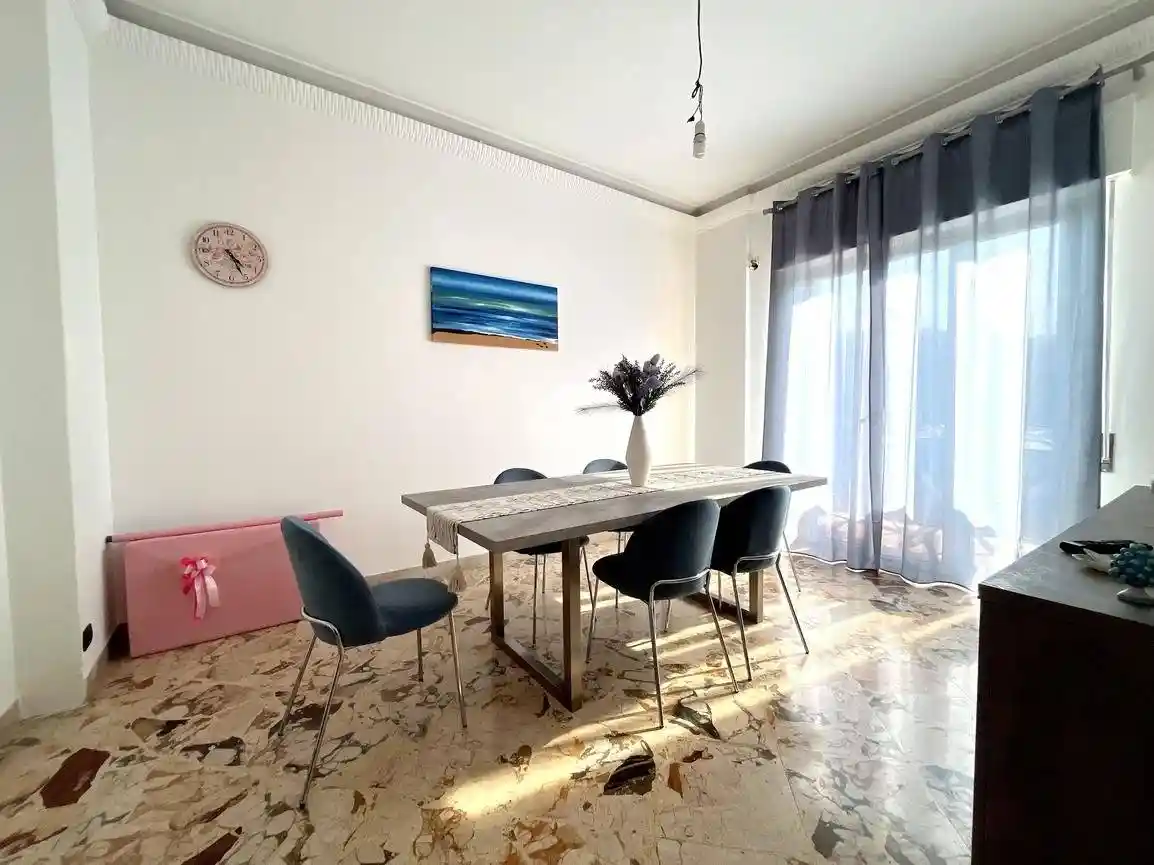 Appartamento in vendita a Palermo
