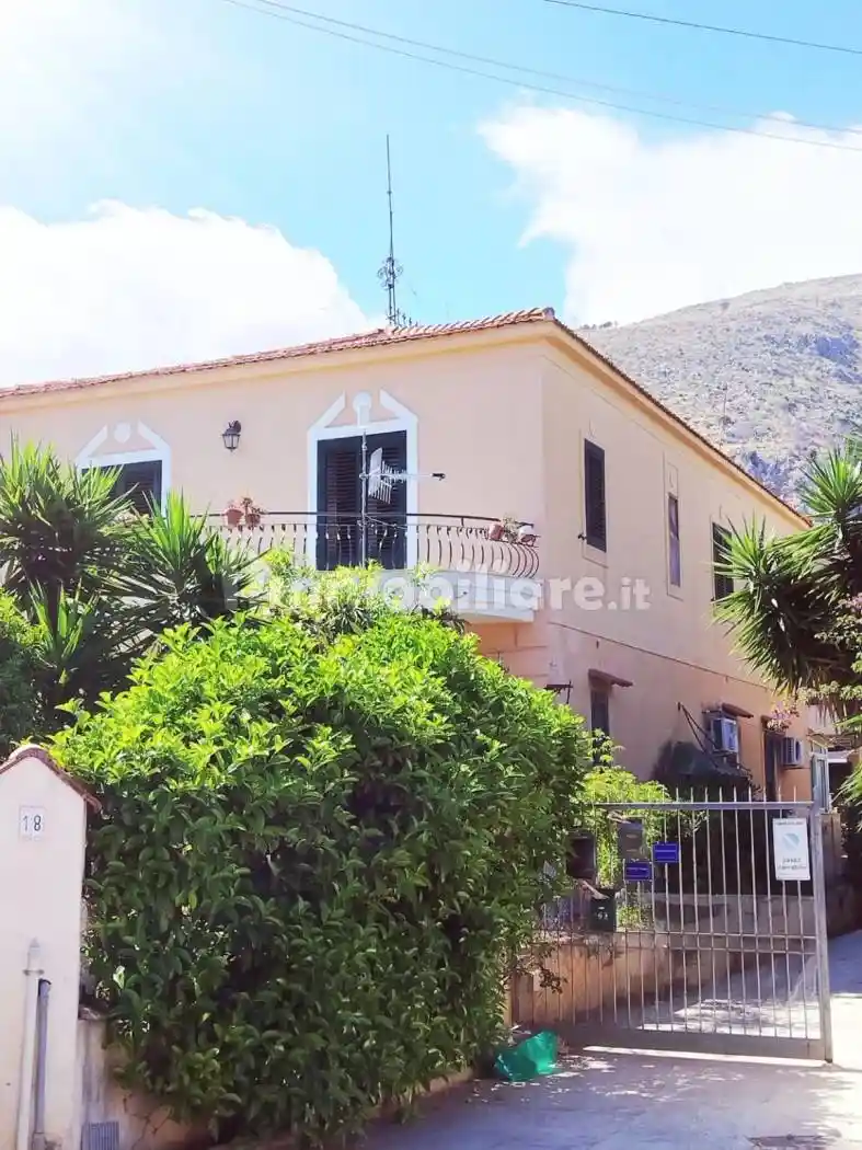 Appartamento in affitto a Palermo