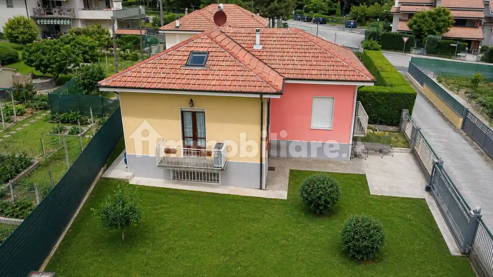 Villa - foto 2