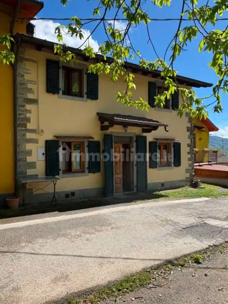 Casa indipendente in vendita a Firenzuola