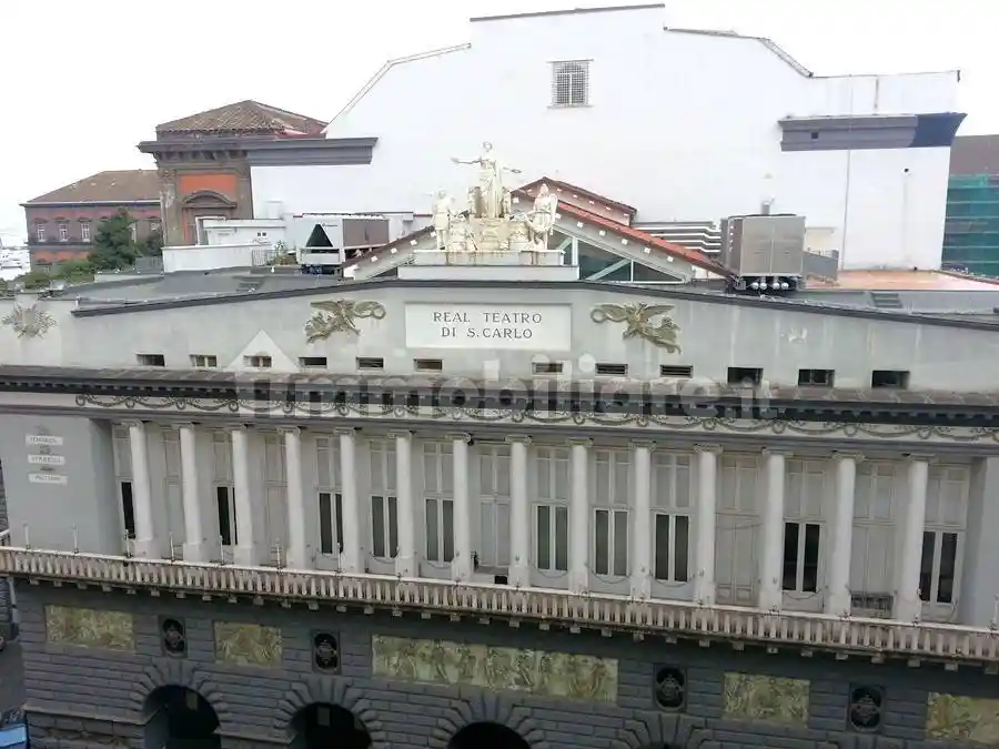 Appartamento in affitto a Napoli