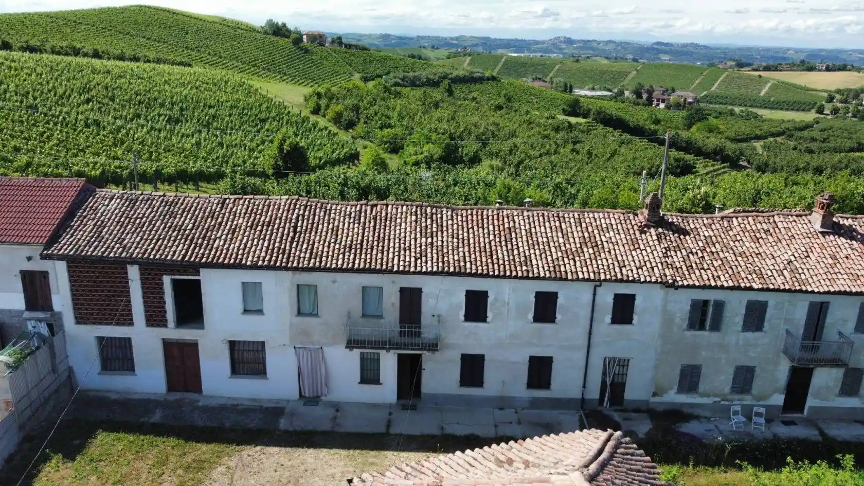 Rustico - Casale in vendita a Castagnole delle Lanze