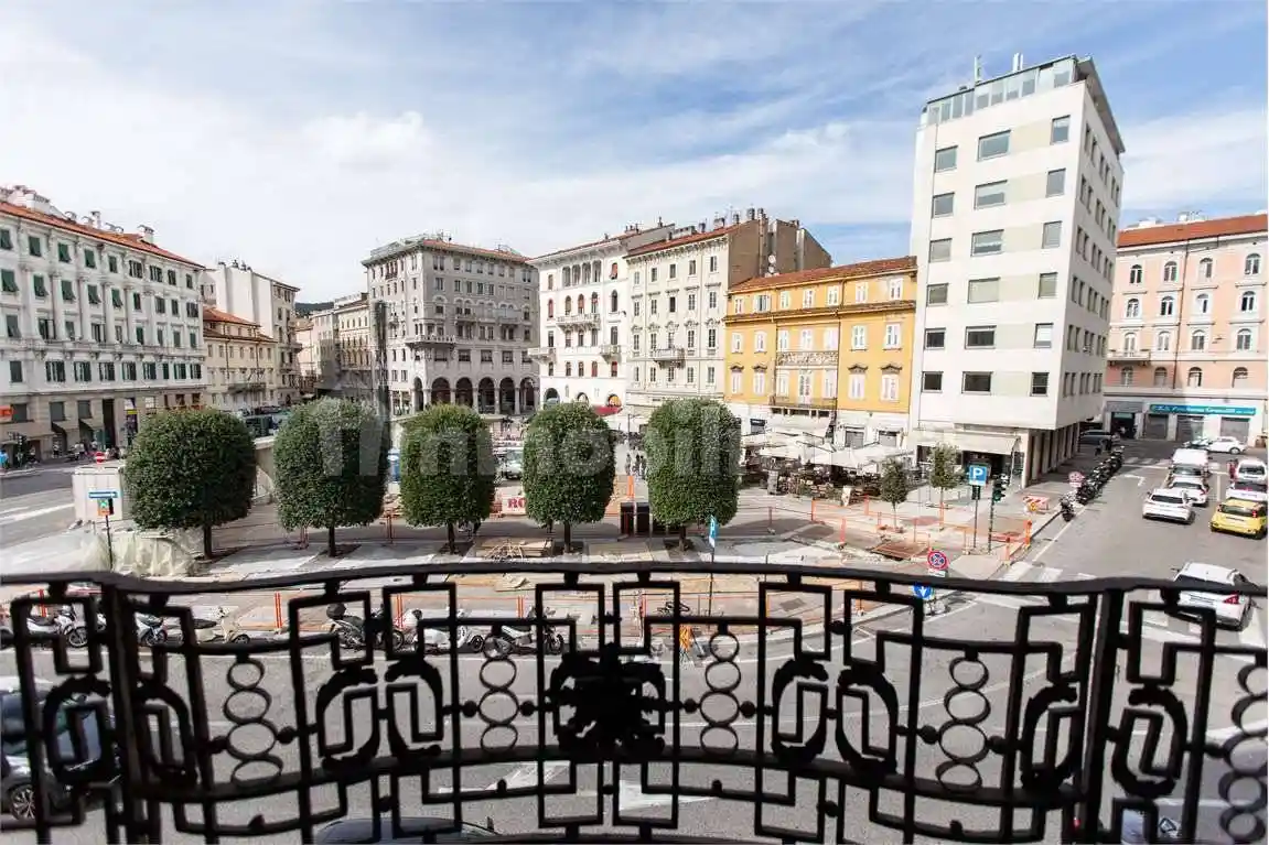 Appartamento in vendita a Trieste