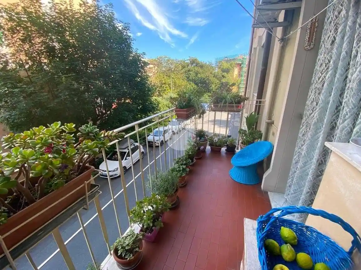 Appartamento in vendita a Genova