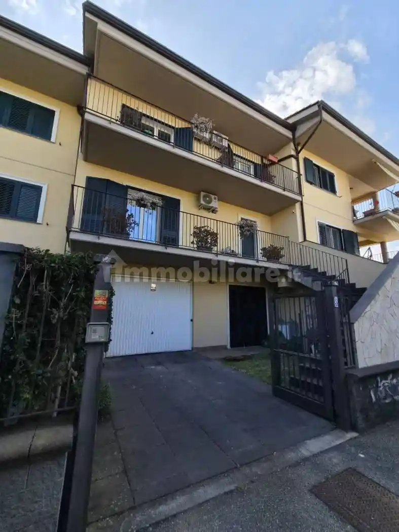 Villetta a schiera in vendita a Aci Catena