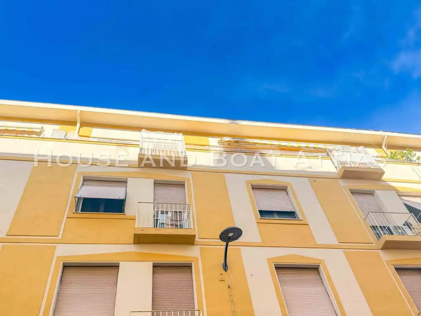 Appartamento in vendita a Livorno