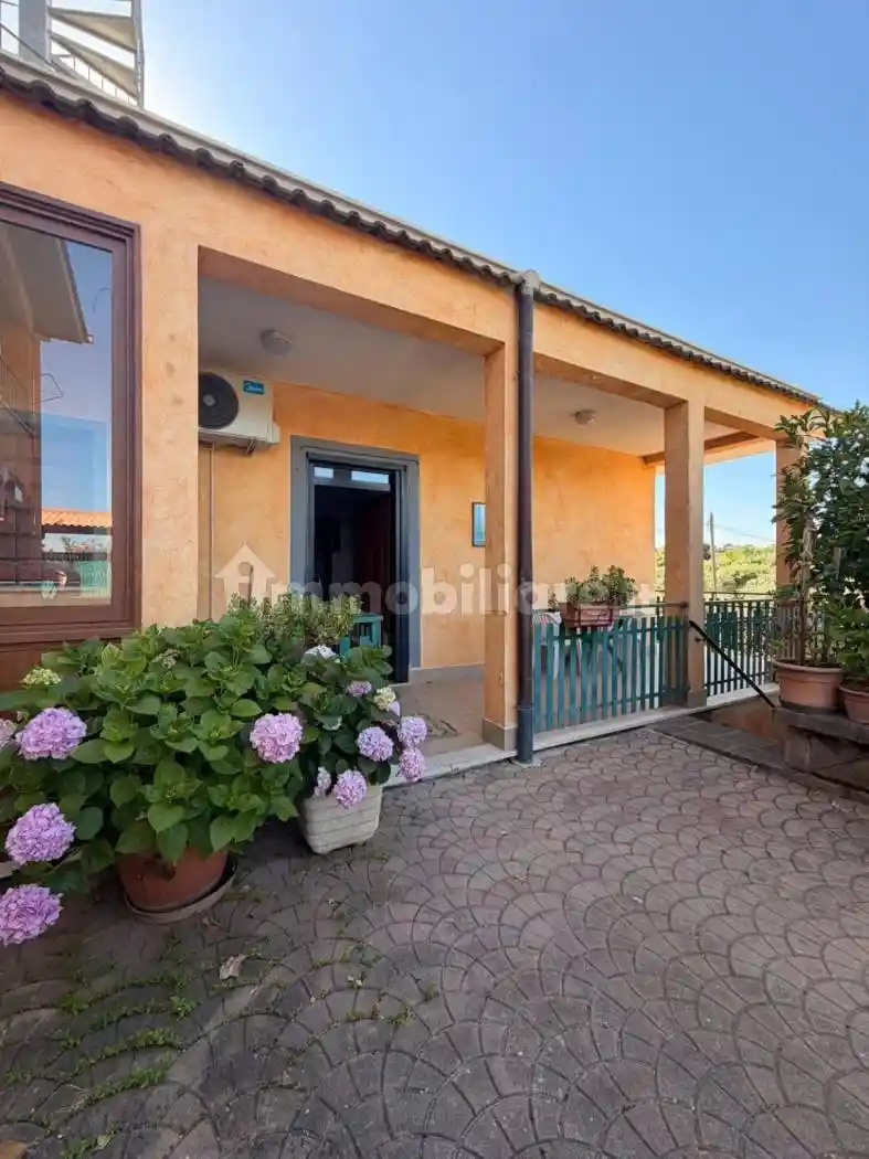 Appartamento in affitto a Lanuvio