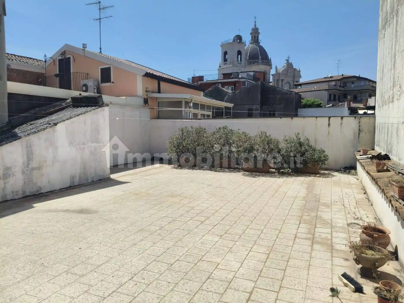 Appartamento in vendita a Aci Catena