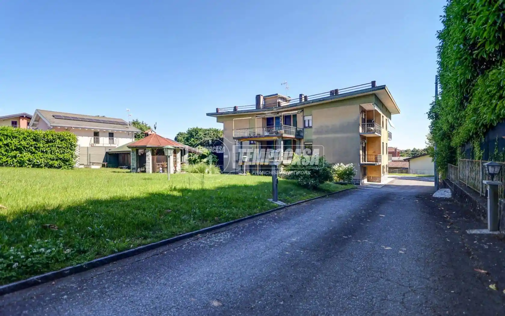 Appartamento in vendita a Sesto Calende