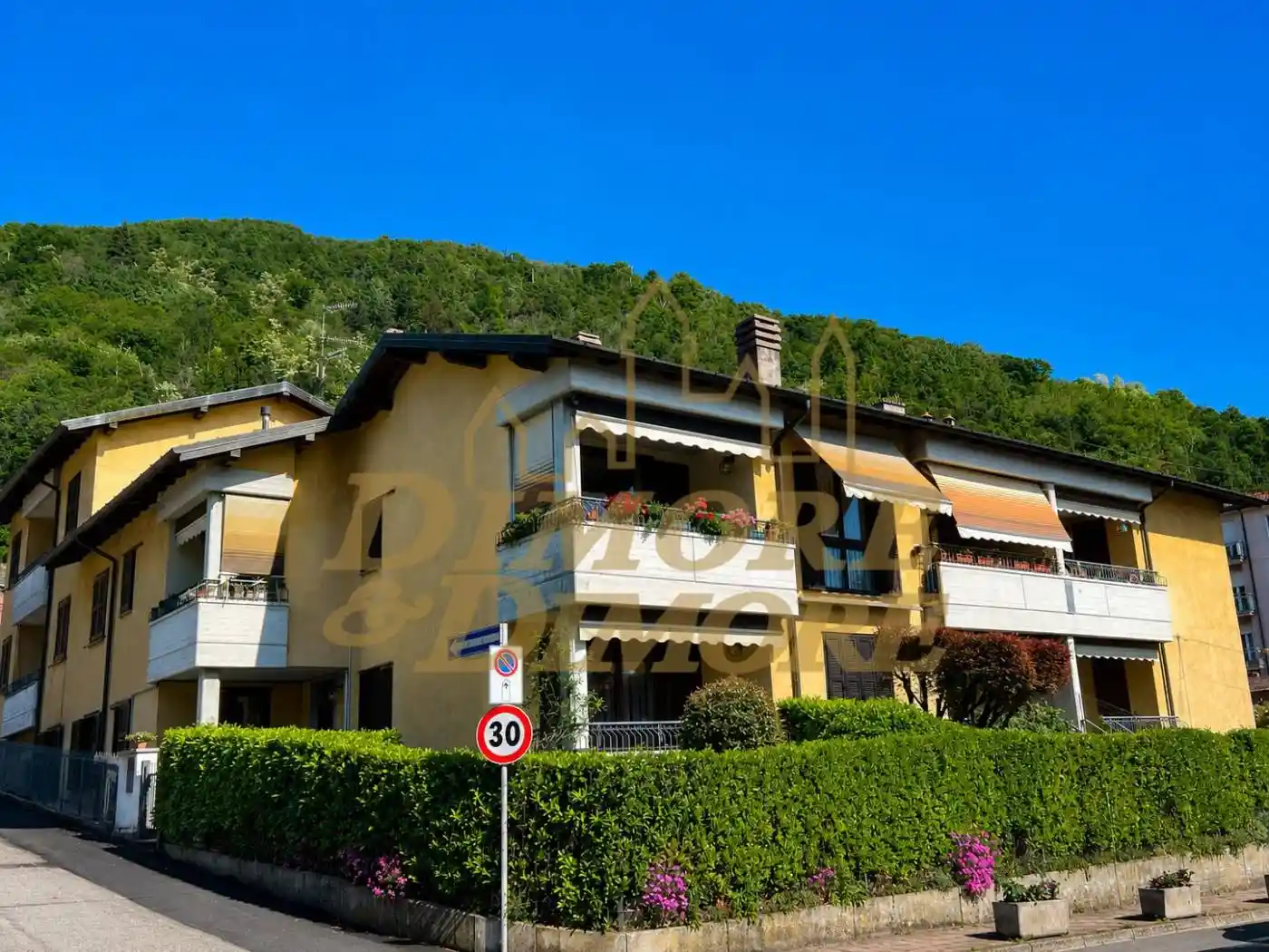 Appartamento in vendita a Maccagno con Pino e Veddasca