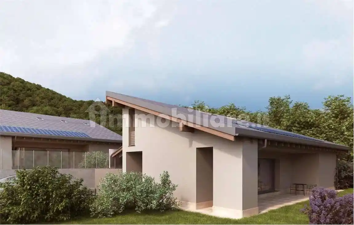 Villa in vendita a Cuveglio