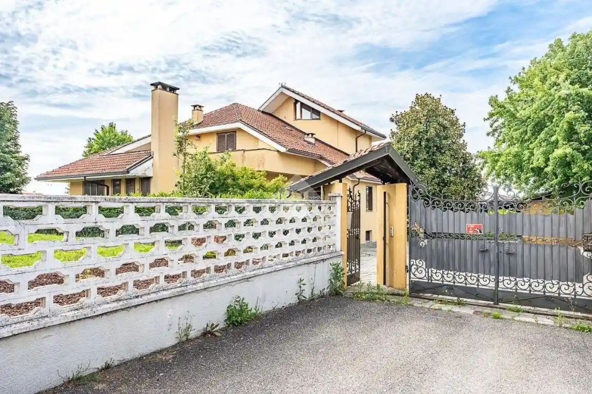 Villa in vendita a San Gillio