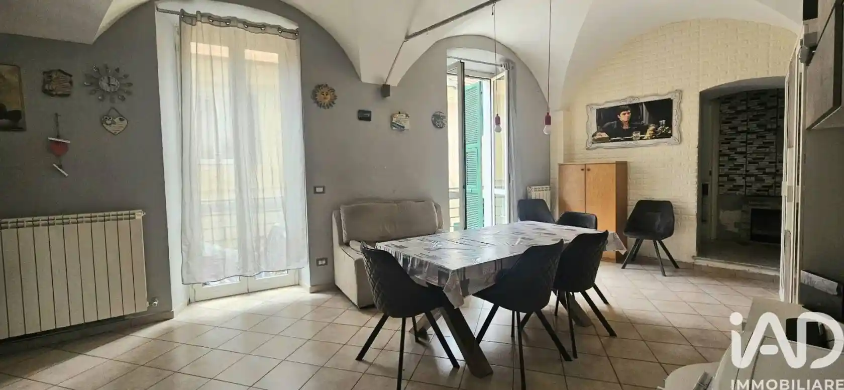 Appartamento in vendita a Toirano