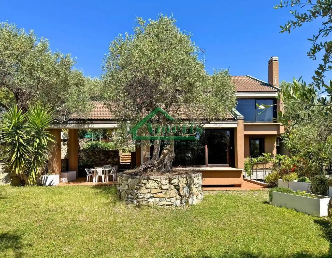 Villa in vendita a Imperia