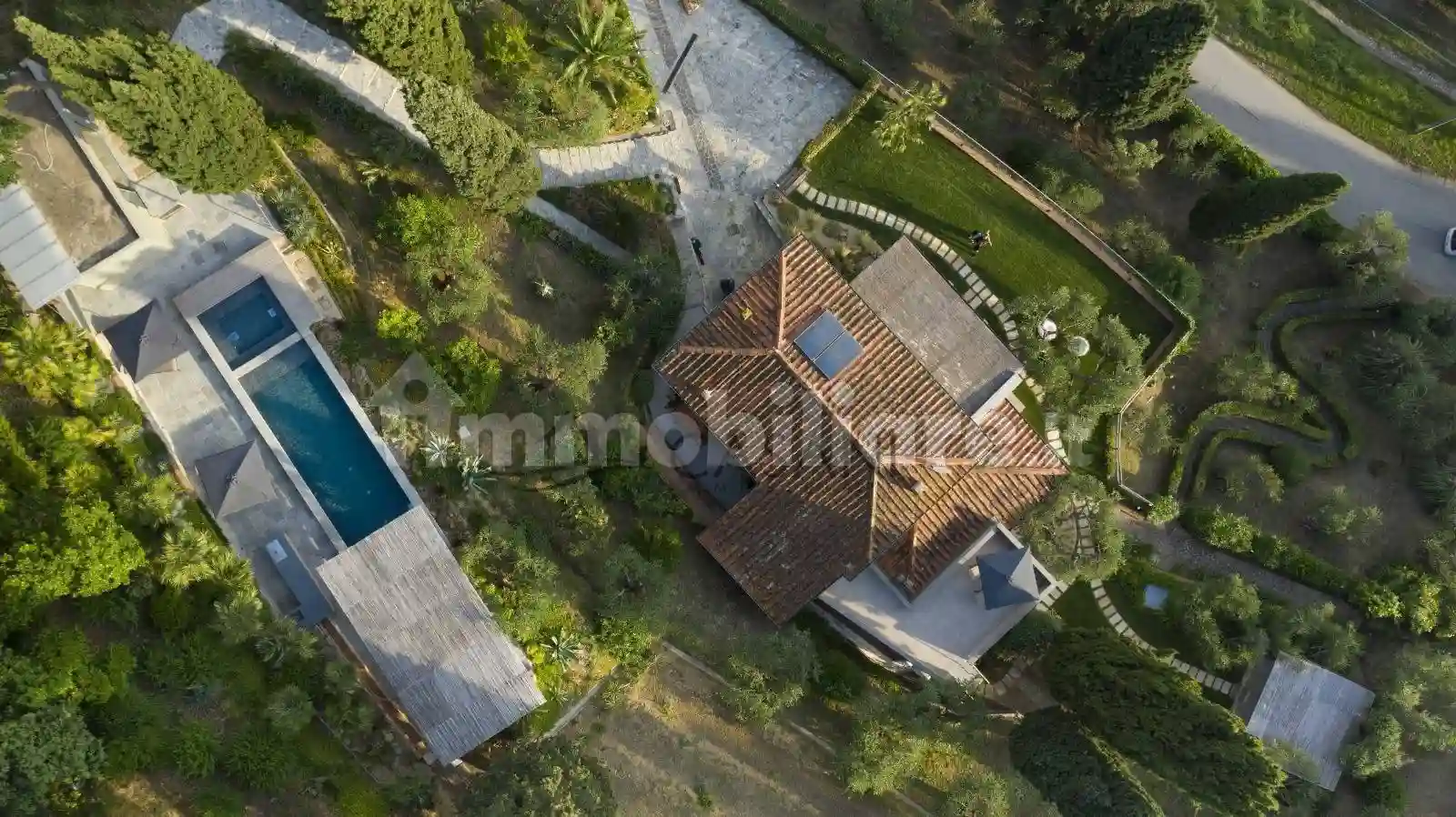 Villa - foto 2