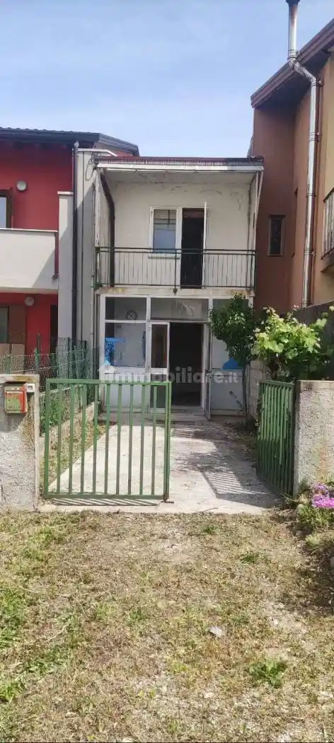 Villa in vendita a Fiume Veneto