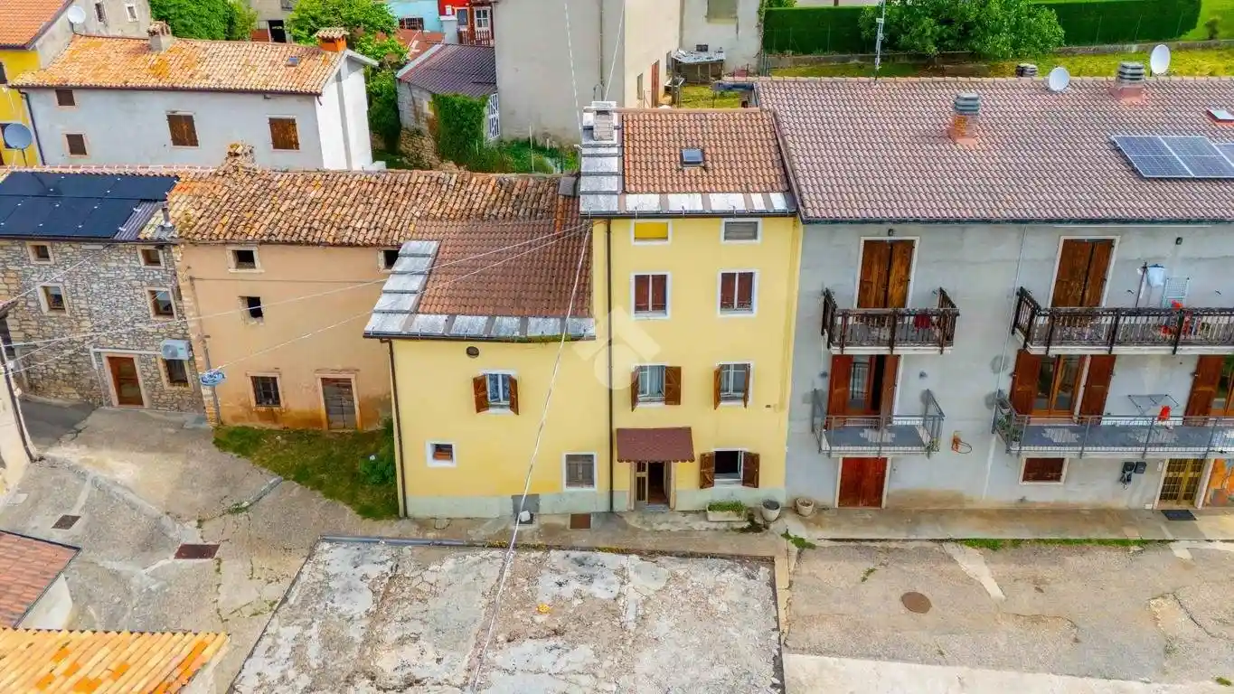 Rustico - Casale in vendita a Cerro Veronese