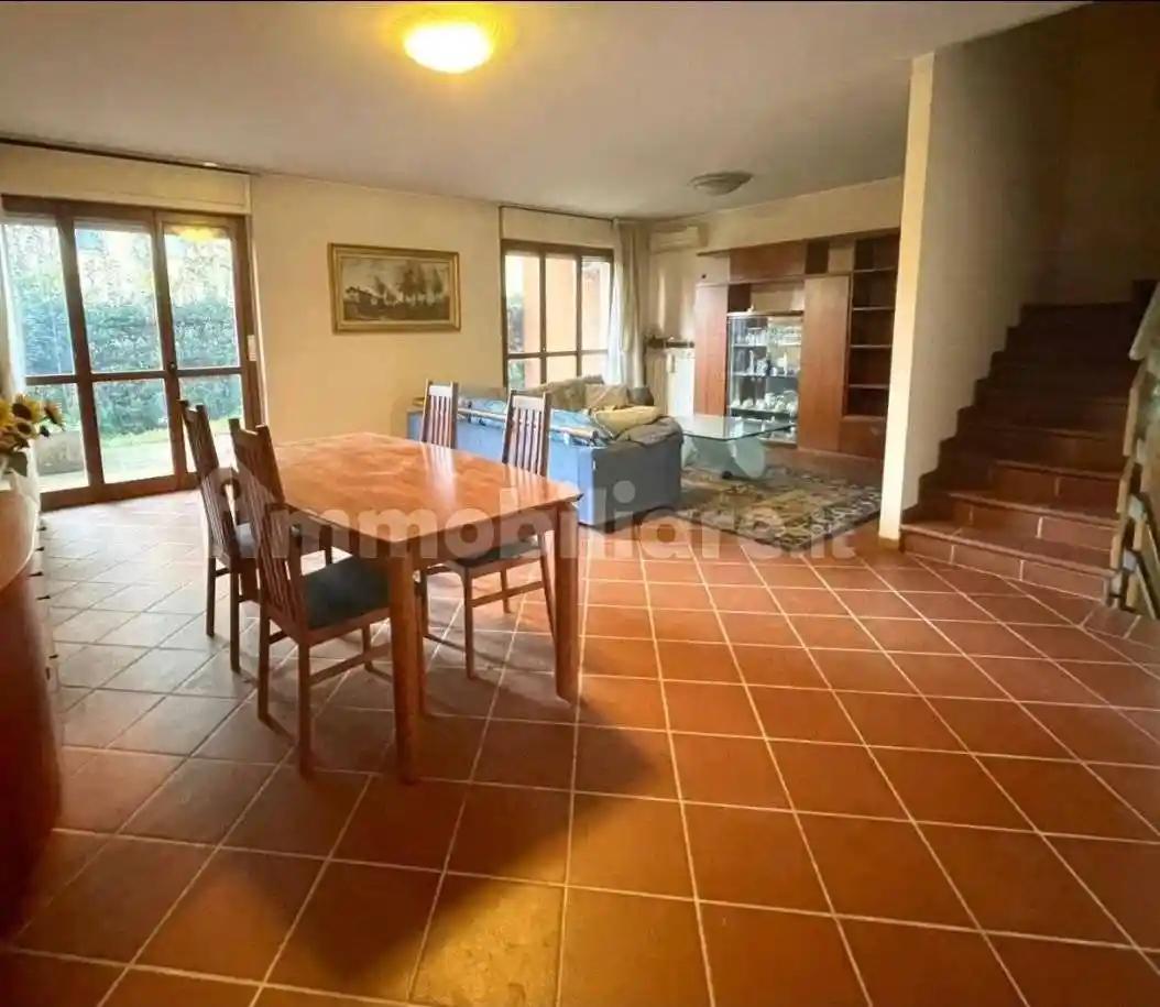 Villetta a schiera in vendita a Alzano Lombardo