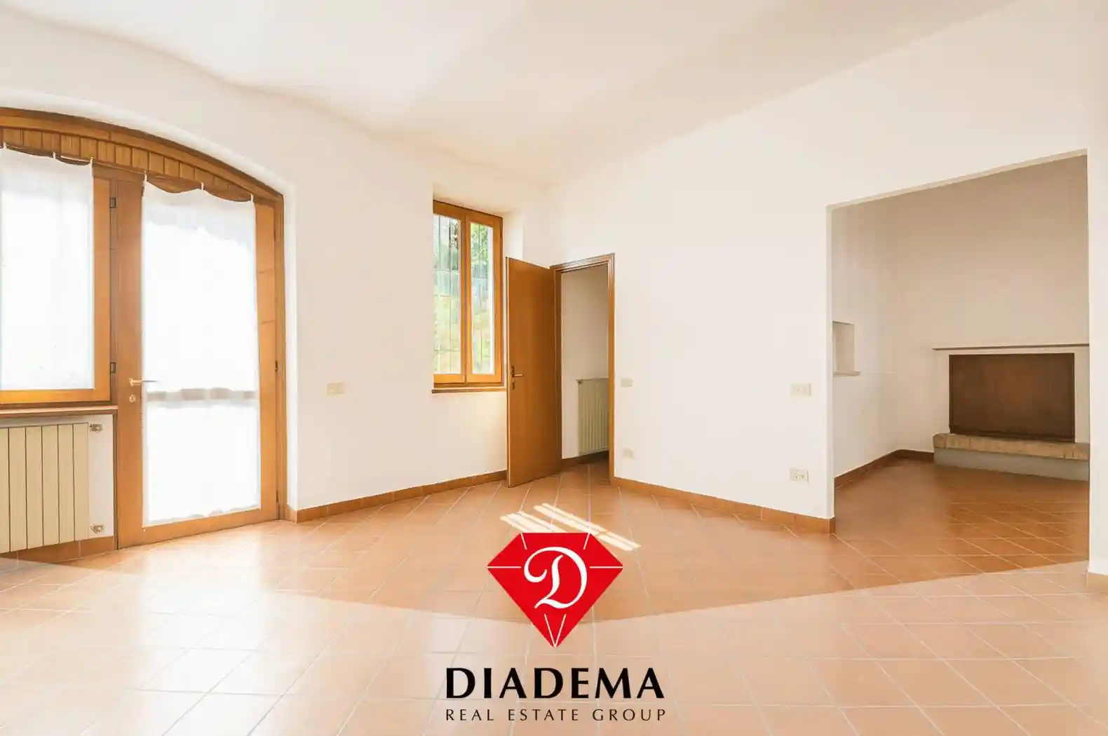 Appartamento in vendita a Gazzada Schianno
