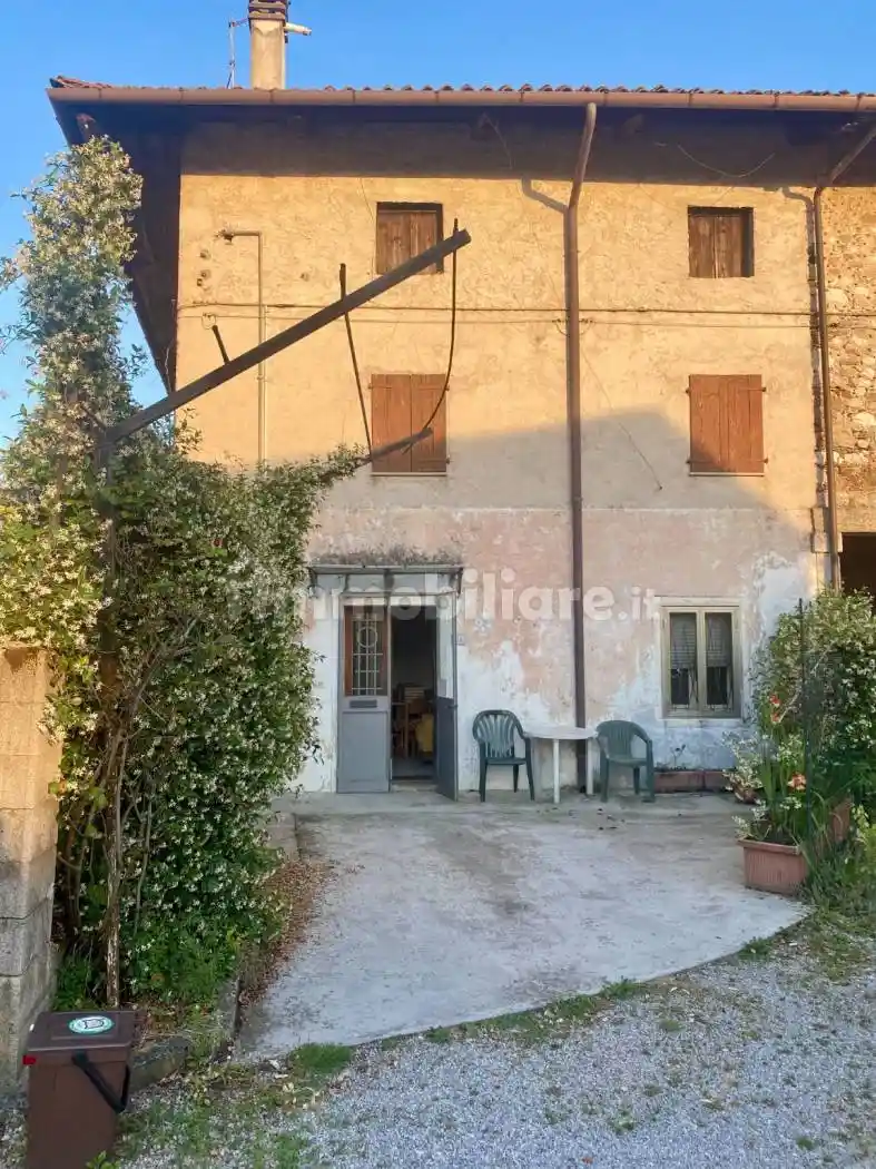 Casa indipendente in vendita a Pasian di Prato