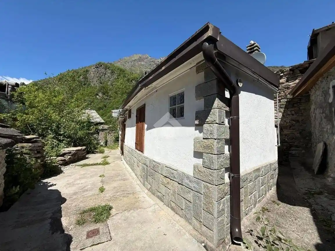 Casa indipendente in vendita a Usseglio