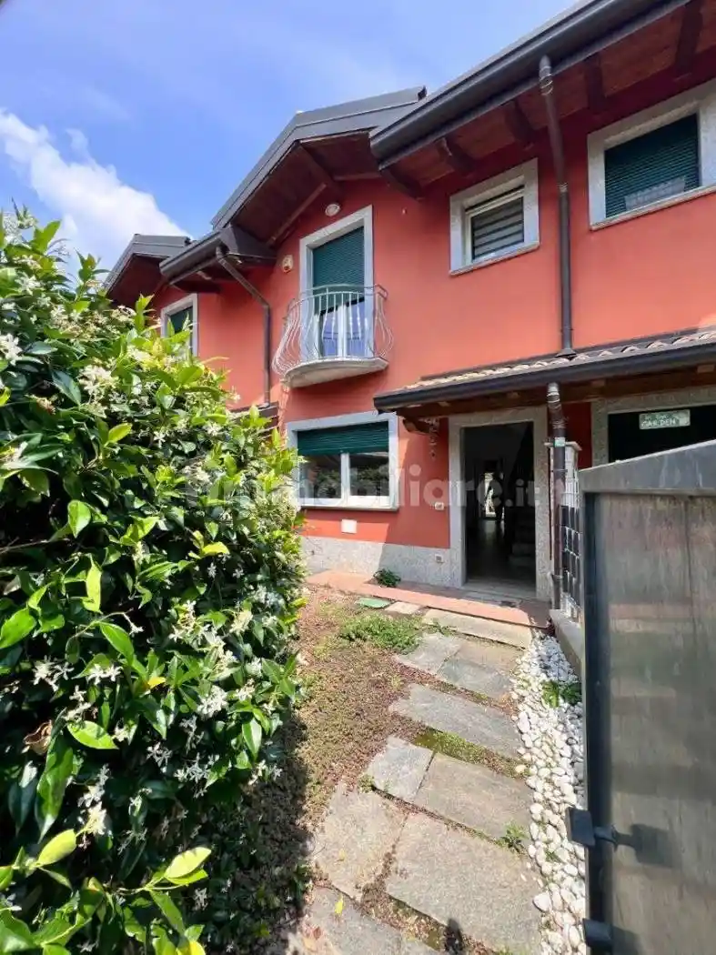 Villa in vendita a Olgiate Olona