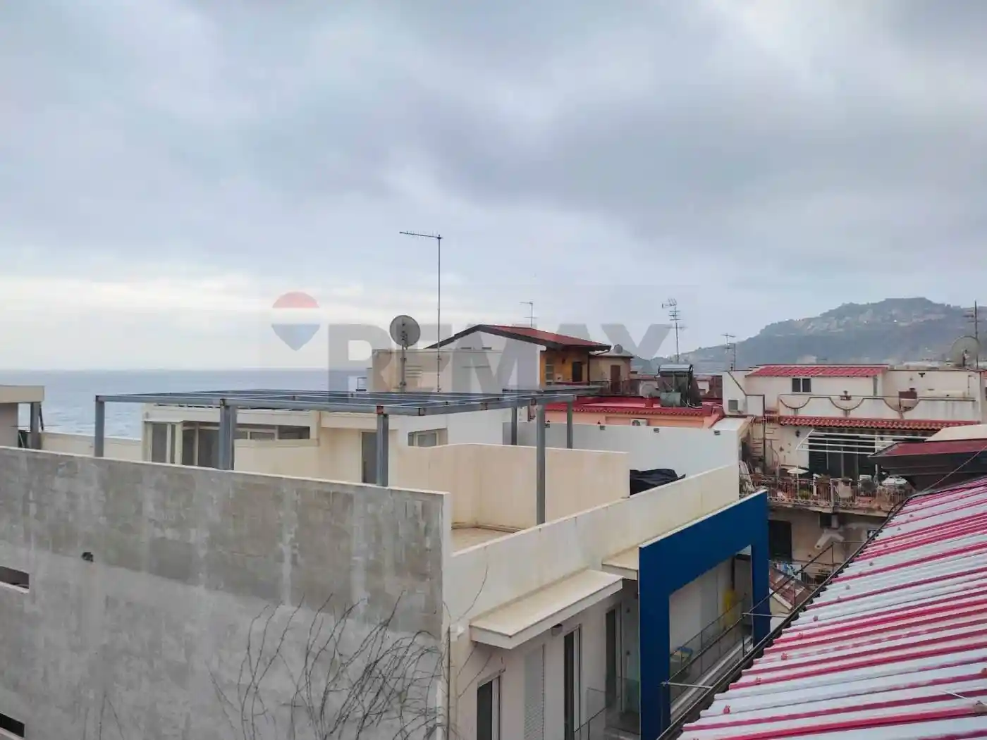 Appartamento in vendita a Letojanni