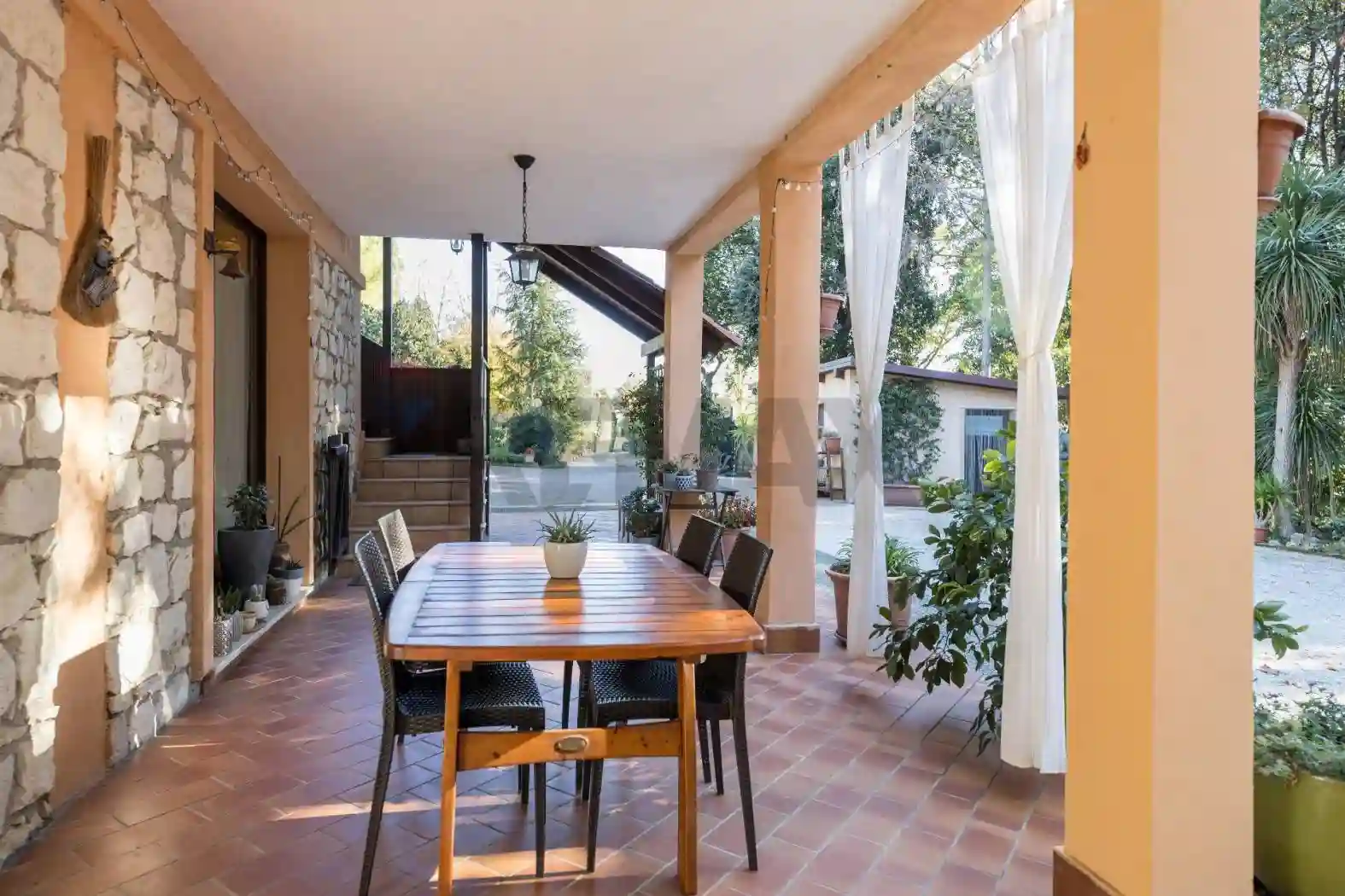 Villa - foto 2