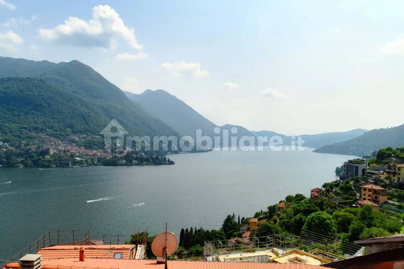 Appartamento in affitto a Carate Urio