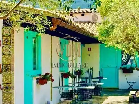 Villa in vendita a Castellammare del Golfo