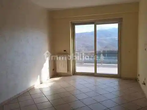 Appartamento in vendita a San Vincenzo la Costa