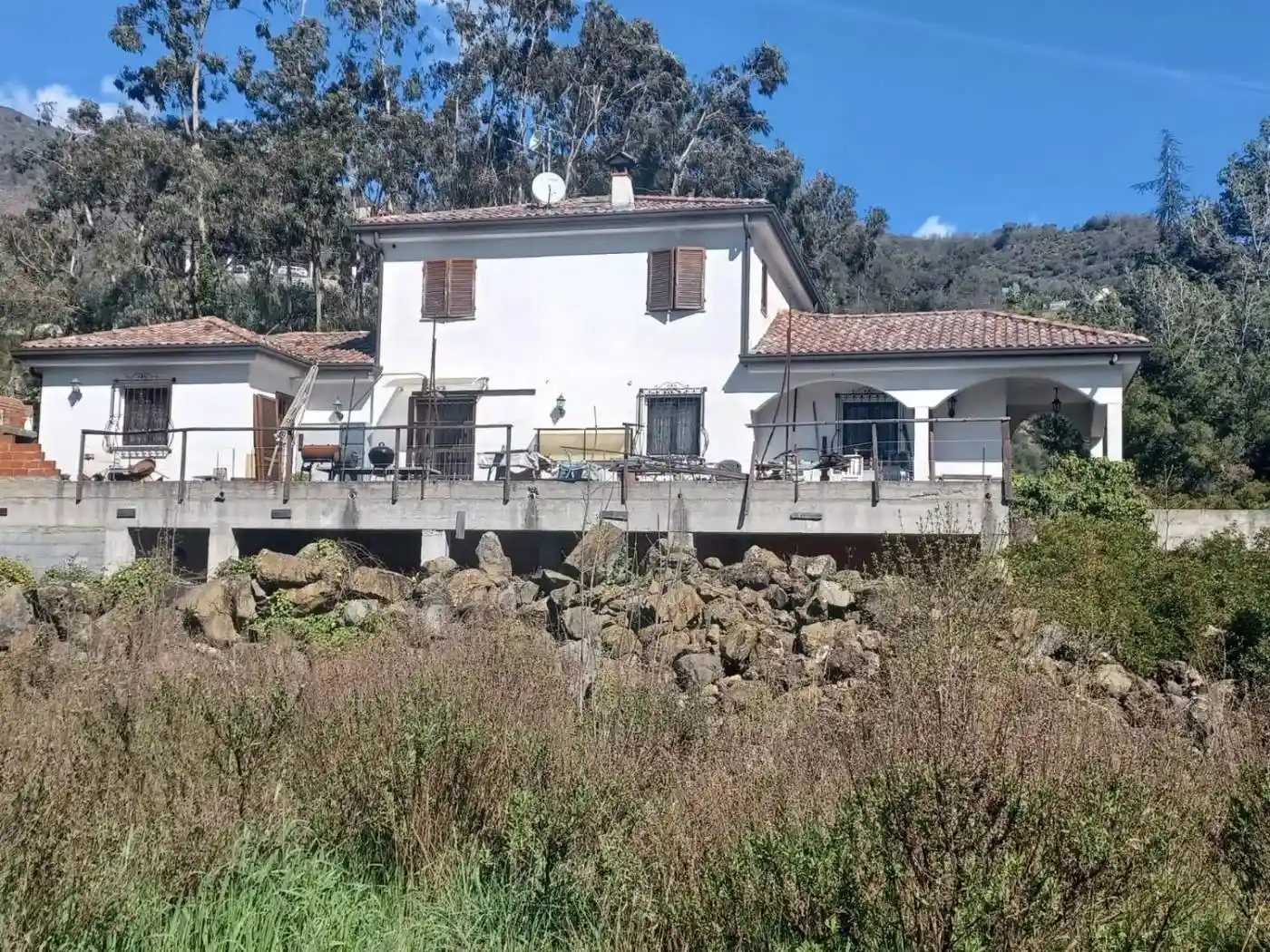 Villa in vendita a Isolabona