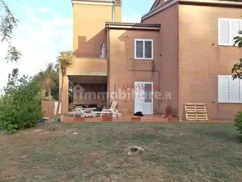 Villa in vendita a Fermo