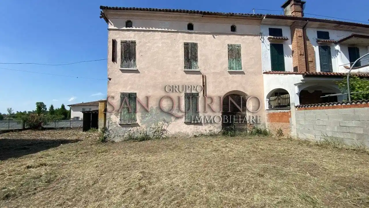 Villa in vendita a Dosolo